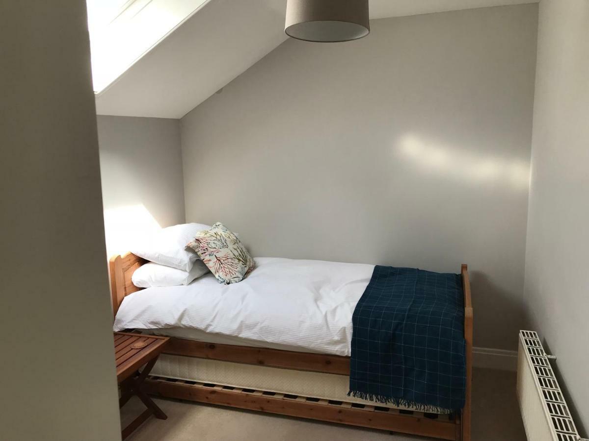 סידמות' The Hollies Apartment מראה חיצוני תמונה